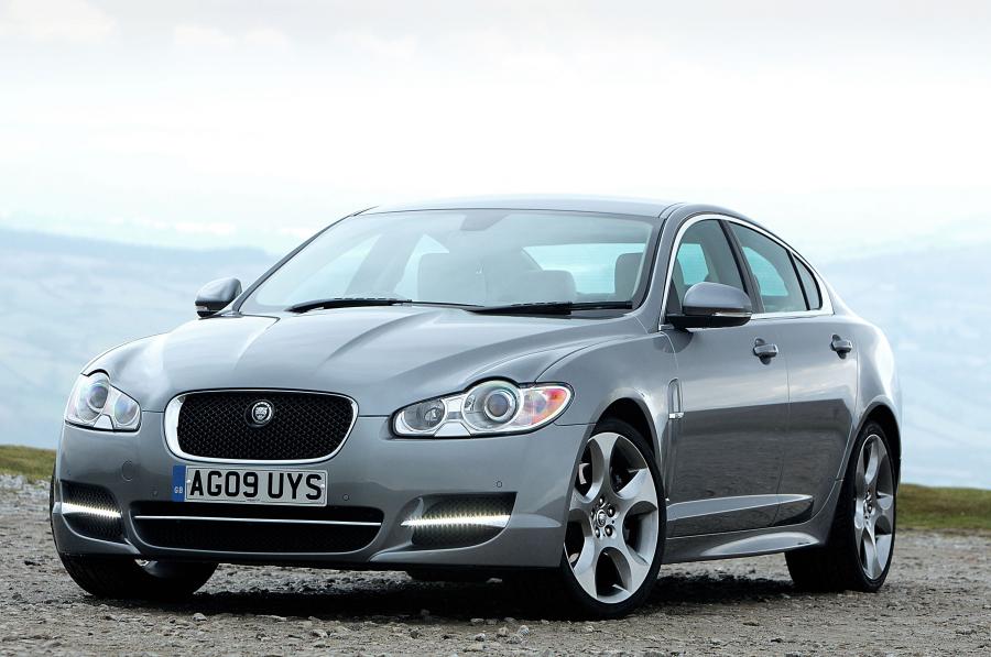  Jaguar XF D S 2011 года  (фото 1 из 5)